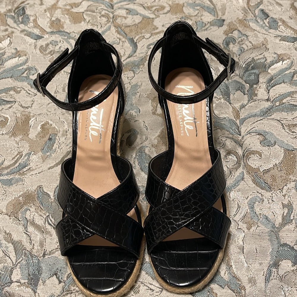 NWOT Nanette Lepore espadrille sandals